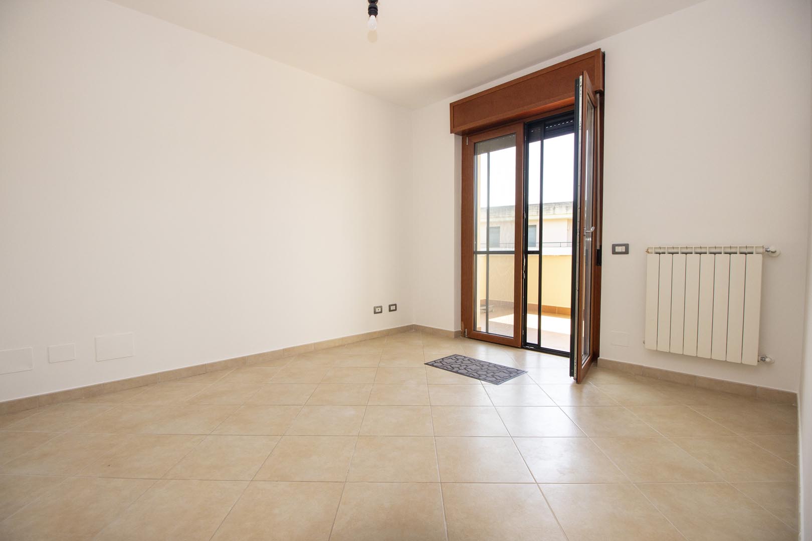 4 Stanze da Letto Stanze da Letto, ,2 BathroomsBathrooms,Appartamento,Vendita,1096