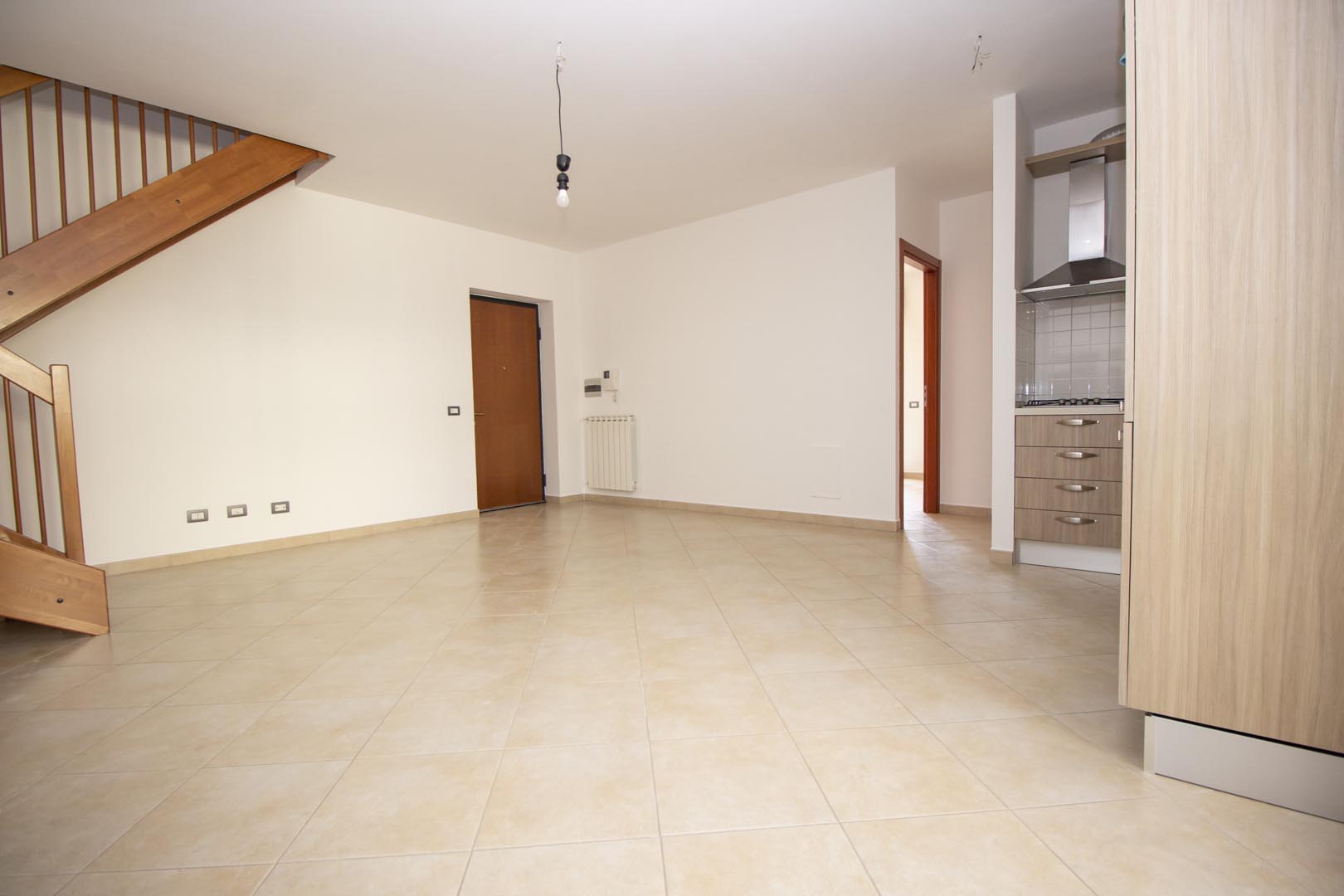 4 Stanze da Letto Stanze da Letto, ,2 BathroomsBathrooms,Appartamento,Vendita,1096