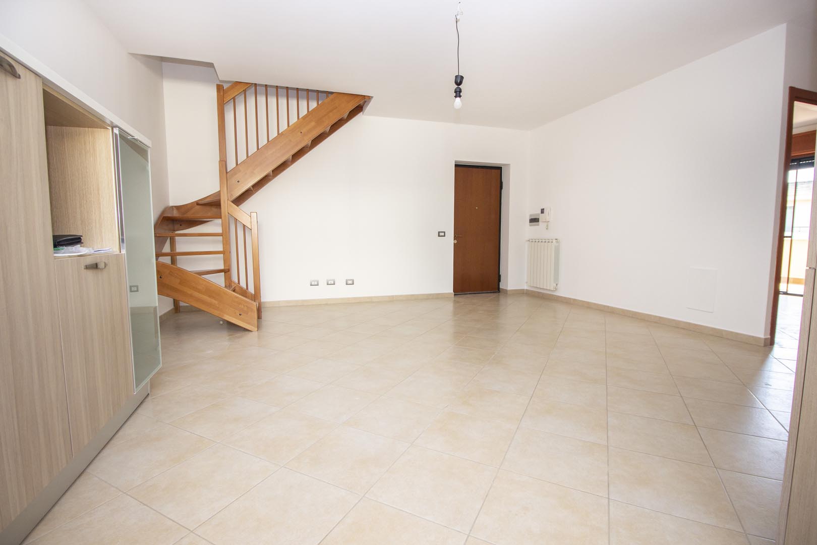 4 Stanze da Letto Stanze da Letto, ,2 BathroomsBathrooms,Appartamento,Vendita,1096