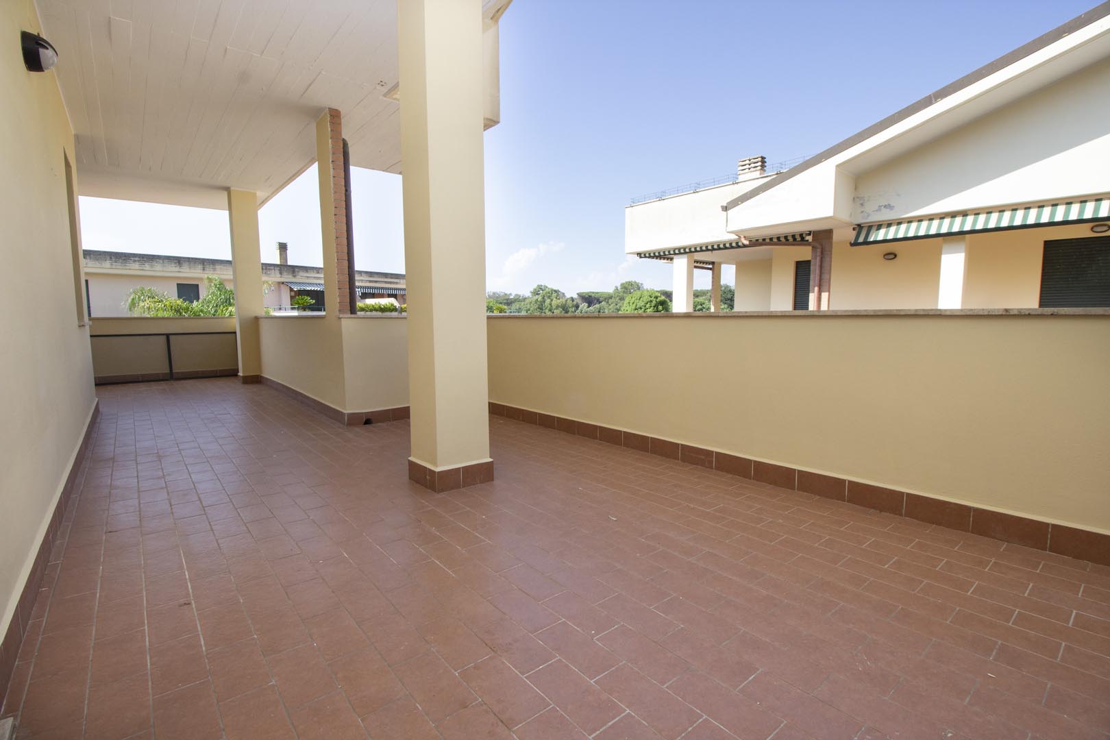 4 Stanze da Letto Stanze da Letto, ,2 BathroomsBathrooms,Appartamento,Vendita,1096