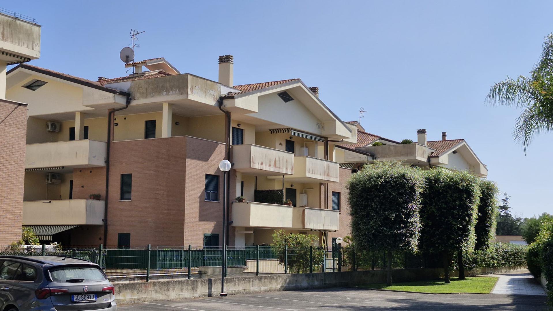 4 Stanze da Letto Stanze da Letto, ,2 BathroomsBathrooms,Appartamento,Vendita,1096